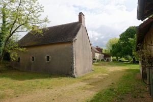 ENSEMBLE COMPOSÉ DE DEUX GÎTES ET D’UNE MAISON